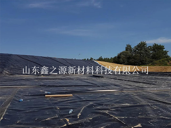 养殖新纪元：防渗膜覆土的绿色妙用，绘就生态养殖新画卷